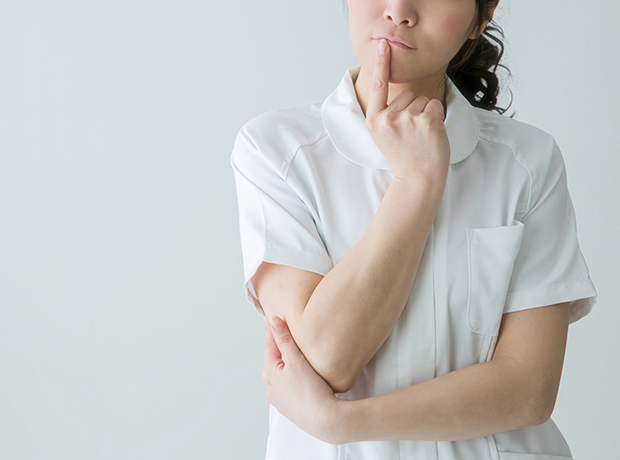 看護助手から介護福祉士になるには？ 実務経験は生かせる？